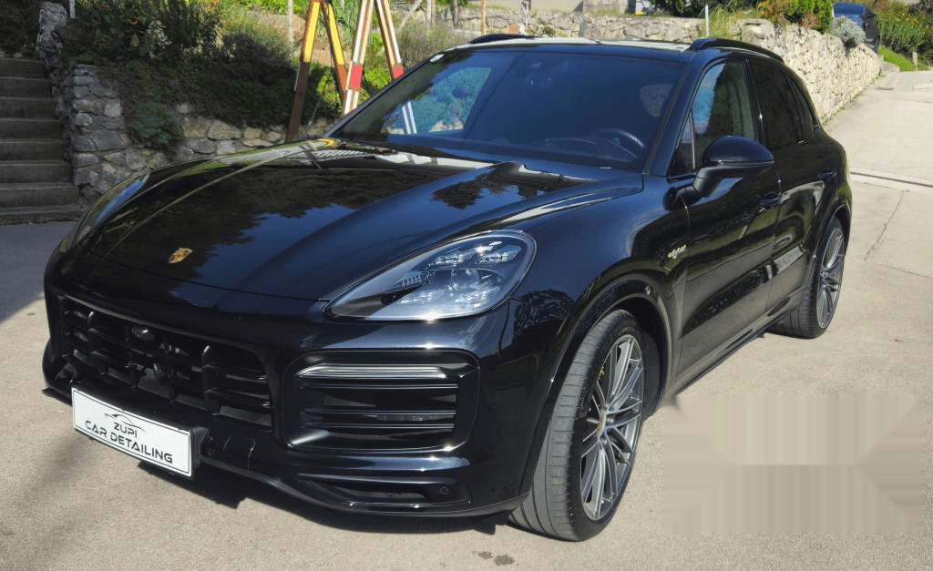 Porsche Cayenne — sprednji pogled